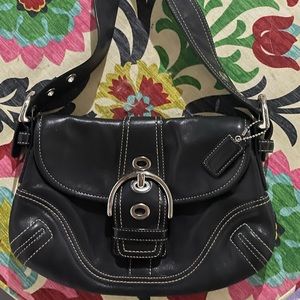 Soho E06d F10188 Stitched Buckle Flap Black Leather Shoulder Bag Y2K